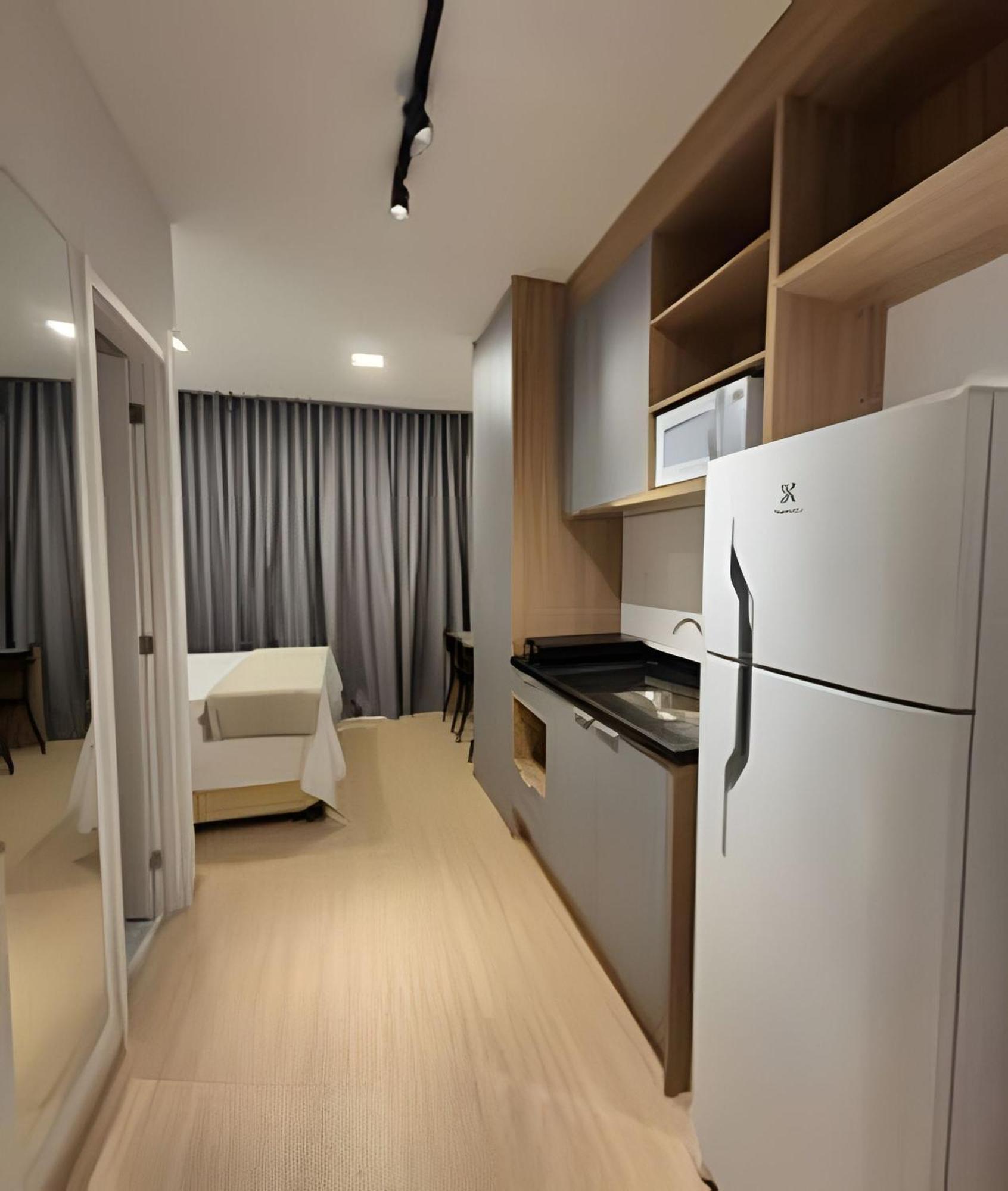 Novo Consolacao ,450 M Da Av Paulista